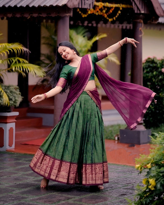 Mehndi Color Dola Chex Zari Weaving Half Saree