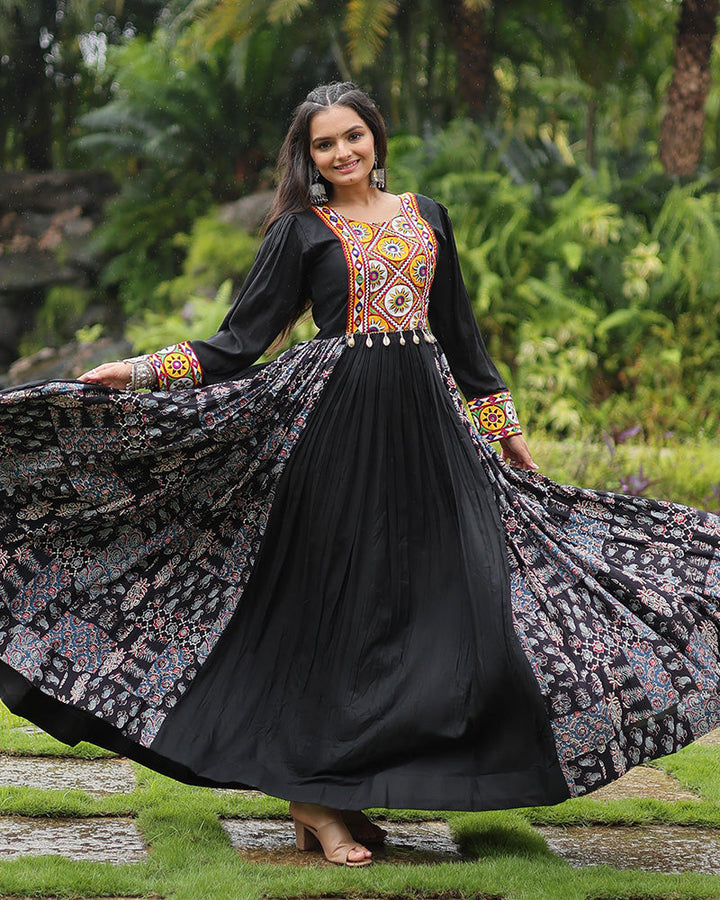 Black Color Rayon Gamthi Work Navratri Gown