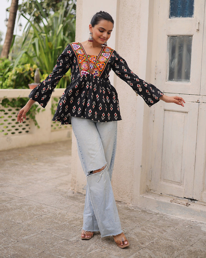 Black Color Cotton Gmathi Work Navratri Kediya