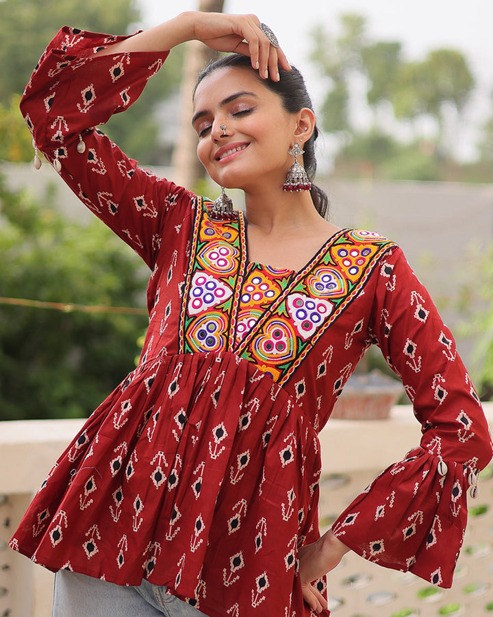 Maroon Color Cotton Gmathi Work Navratri Kediya