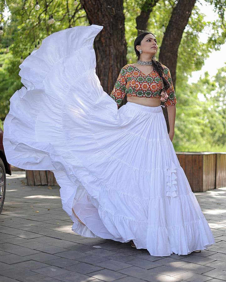White Color Traditional Gamthi Work Navratri Wear Choli