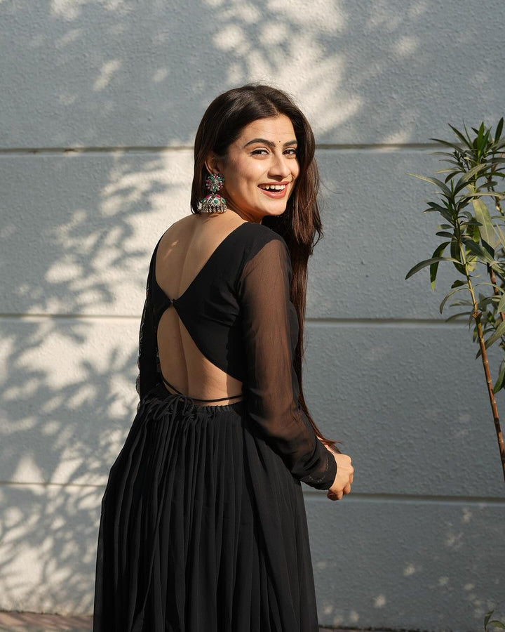 Diksha Mohanpawar in Georgette Black Colour Backless Anarkali Three Piece  Suit