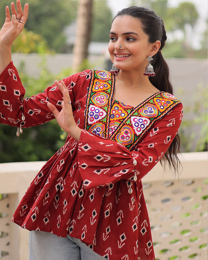 Maroon Color Cotton Gmathi Work Navratri Kediya