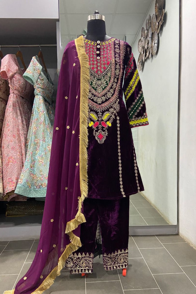 Velvet Fusion Kashmiri Pakistani Suit